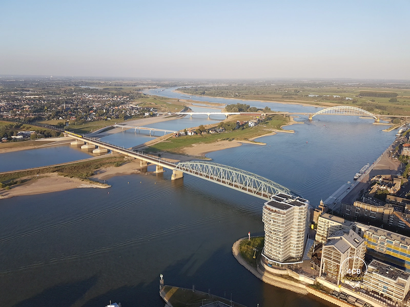 Ballonvlucht boven Lent en Nijmegen met 4CB Ballonvaarten – uitzicht over de Waal en de stad
